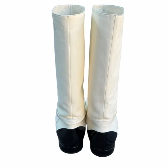 Chanel CC Cap Toe Boots White Black Leather Size 38 - Picture 6 of 16